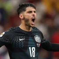 Coupe du Monde de la FIFA 2026 : Comment Patrick Beach, la nouvelle star des Socceroos, est passé de gardien de but accidentel à héros national