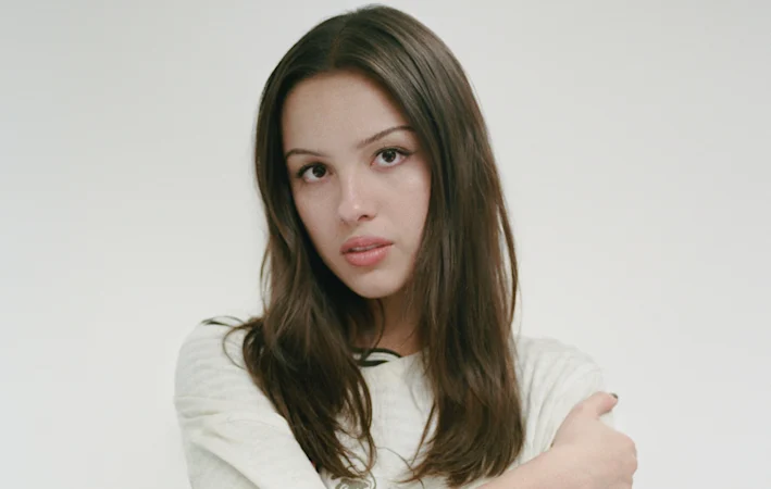 Critique du nouvel album d'Olivia Rodrigo You Seem Pretty Sad for a Girl So in Love