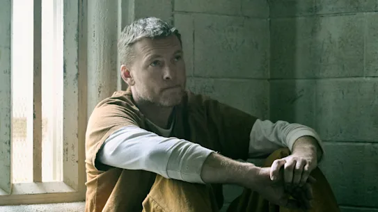 La cellule dure : L'innocence de David (Sam Worthington), un homme emprisonné pour le meurtre de son propre fils, ne fait jamais de doute.