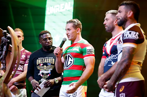Cameron Murray, des Rabbitohs de South Sydney, s'exprime aux côtés d'autres stars lors d'un événement de la LNR à Las Vegas, qui faisait partie de son argumentaire en faveur d'un accord de droits plus important.