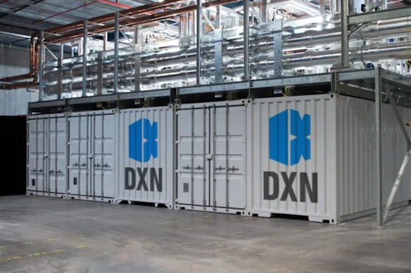 L'un des centres de données modulaires de calcul haute performance de DXN Limited, issu de sa base de fabrication à Welshpool, WA.