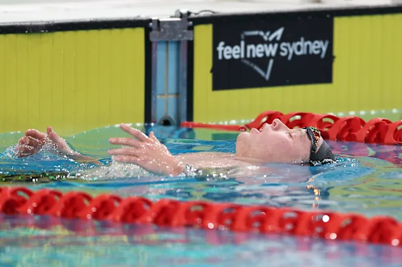 Sam Short réagit après sa finale du 1500 m nage libre. 