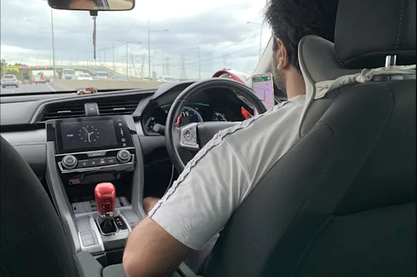 Uber a déclaré qu'il y avait des preuves fournies par un passager selon lesquelles le conducteur excès de vitesse.