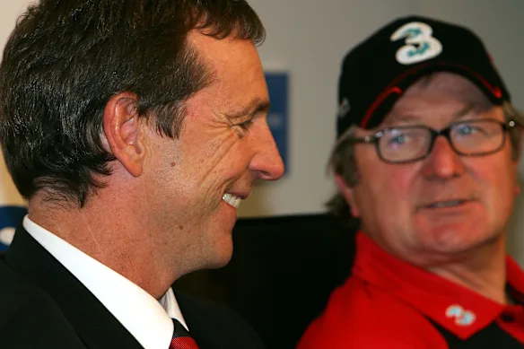 En tête-à-tête : Neale Daniher et Kevin Sheedy en 2005.