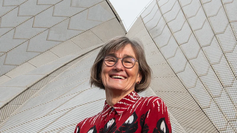 La patronne de l'Opéra de Sydney, Louise Herron, démissionne et rappelle son affrontement avec Alan Jones
