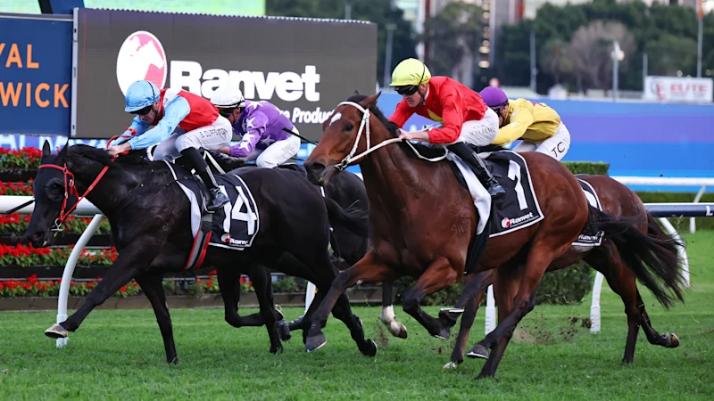 Moments glorieux : Greg Lee donne un coup de pouce au cheval pour la victoire des Winter Stakes et l'inclinaison du Handicap d'Epsom