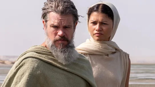 Matt Damon dans le rôle d'Ulysse et Zendaya dans celui de sa protectrice, la déesse grecque Athéna.