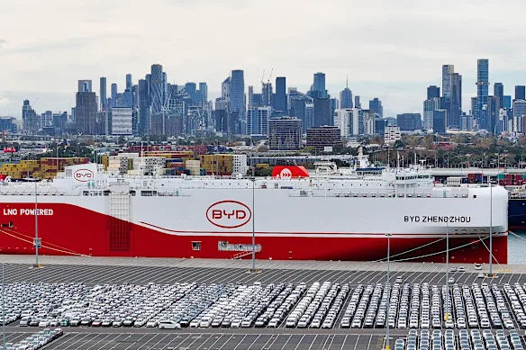 Le constructeur automobile électrique BYD a transporté environ 5 000 véhicules vers l’Australie sur son navire construit sur mesure.