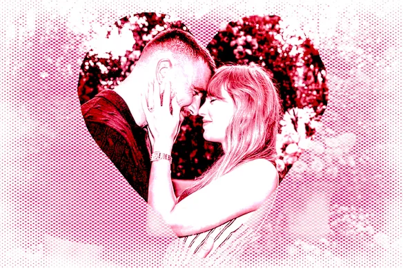 Trois ans après avoir commencé à sortir ensemble, Taylor Swift et Travis Kelce se marient.