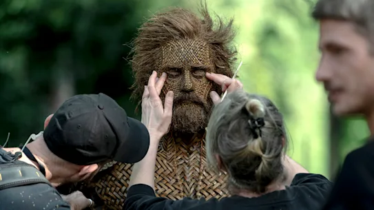 Alexander Skarsgard dans le rôle du mari en osier. Wicker est le film de la soirée d'ouverture du MIFF 2026.