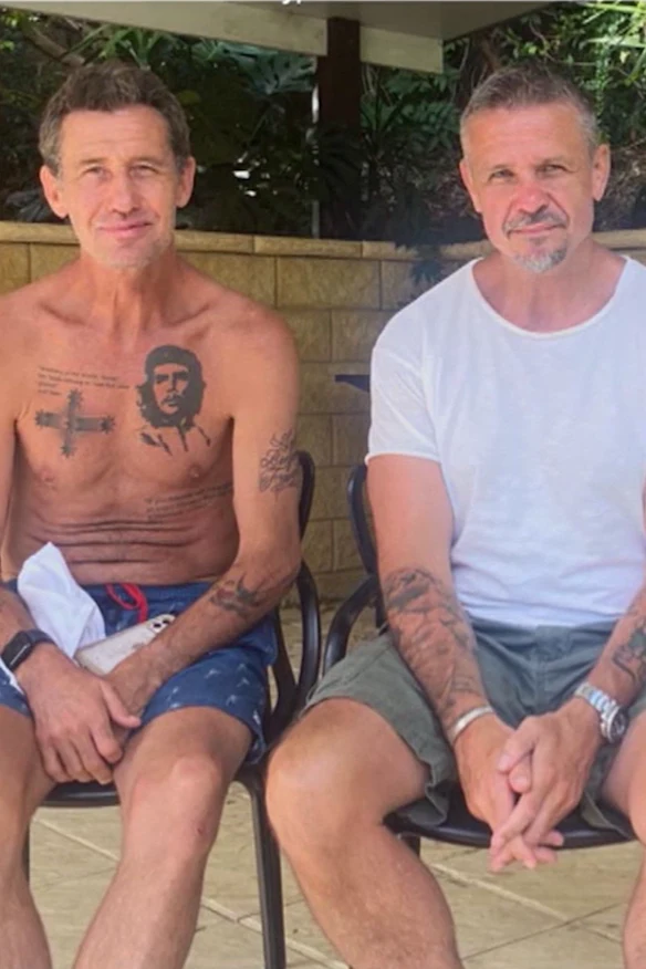 Nable (à droite) avec son frère Aaron, décédé du MND en 2024.