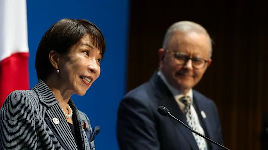 Sanae Takaichi, avec Anthony Albanese en mai, n'est pas seulement un agent politique intransigeant, mais un homme autodidacte.
