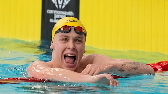 Sam Short remporte le 400 m nage libre masculin aux Jeux du Commonwealth. 