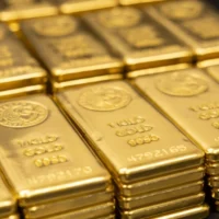 Le prix de l&rsquo;or est poussé à la hausse par les guerres commerciales de Donald Trump, sa véritable guerre contre l&rsquo;Iran, la facture croissante d&rsquo;IA et la crise du yen japonais.