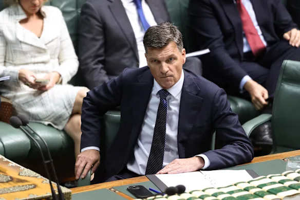 Le chef de l’opposition Angus Taylor à l’heure des questions jeudi.