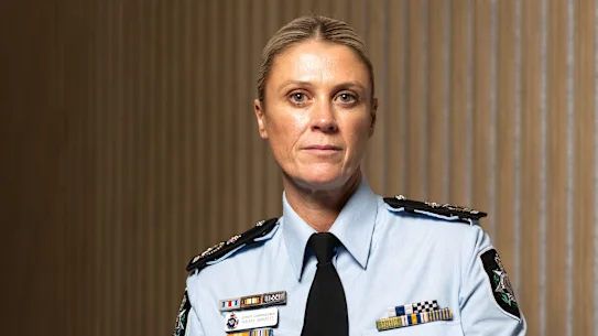 La nouvelle commissaire de l'AFP, Krissy Barrett, à la préfecture de police.
