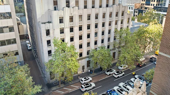 Le bâtiment situé au 436 Lonsdale Street abritait récemment la Cour suprême de Victoria.