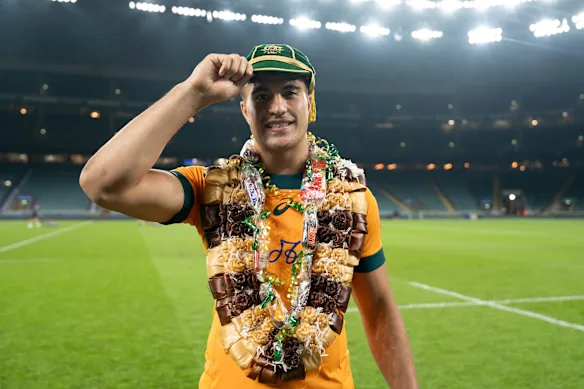 Joseph-Aukuso Suaalii, Wallaby n°988, après sa première sélection à Twickenham en 2024.
