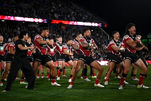 Les Warriors effectuent le haka avant le choc de la LNR le week-end dernier contre Penrith.