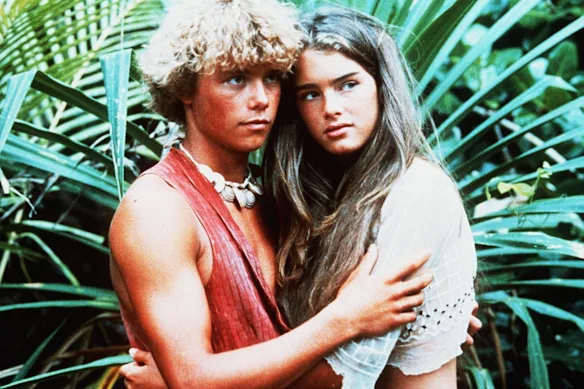 Brooke Shields et Christopher Atkins dans The Blue Lagoon, qui a lancé sa carrière. 