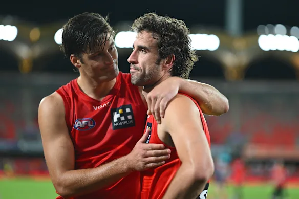 L'attaquant de Gold Coast Ben King (à droite) a disputé son dernier match pour les Suns.