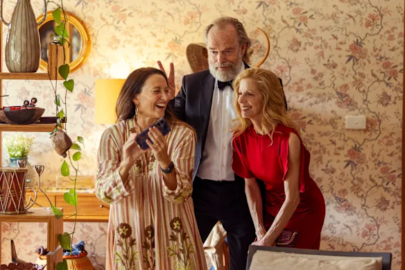 Georgie Parker dans le rôle de Rose, Hugo Weaving dans le rôle de Billy et Heather Mitchell dans le rôle de Dani dans Dalliance.