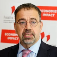 Daron Acemoglu, un économiste influent, s&rsquo;en prend à des allégations de recherche