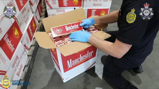 L’explosion des cigarettes illicites nécessite davantage de ressources, même si les recettes des accises sur les cigarettes chutent.