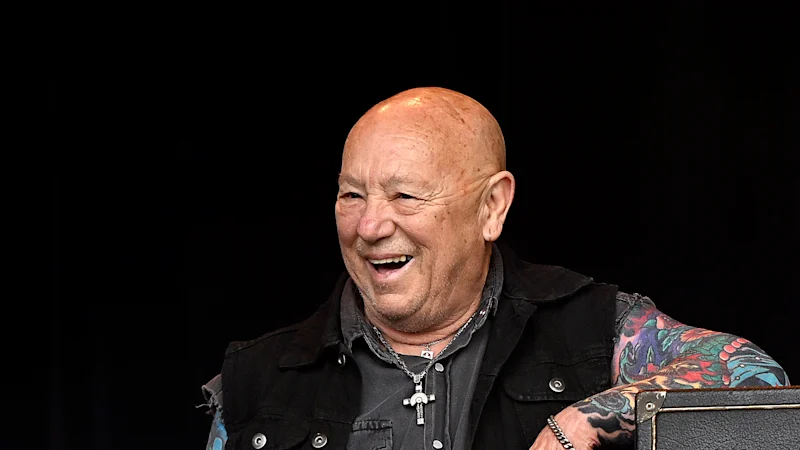 Arrêt cardiaque d'Anderson en colère : la chanteuse de Rose Tattoo souffre d'un arrêt cardiaque