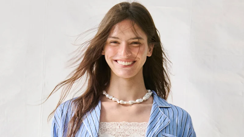 Tendance mode hiver 2026 : comment porter des vêtements de nuit et des nuisettes au quotidien, expliqué