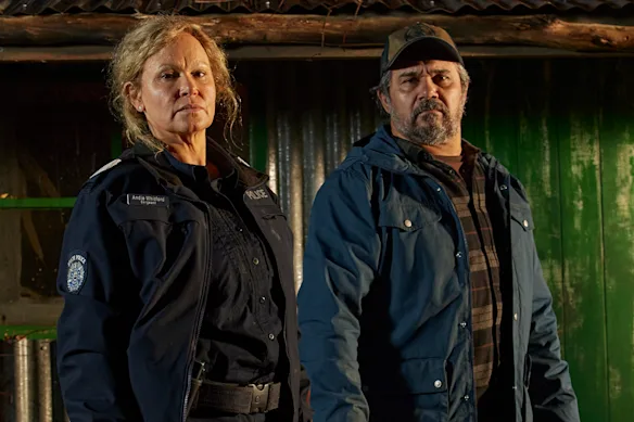 Leah Purcell avec Aaron Pedersen dans la première saison de High Country, qui a été un succès au Royaume-Uni et aux États-Unis.
