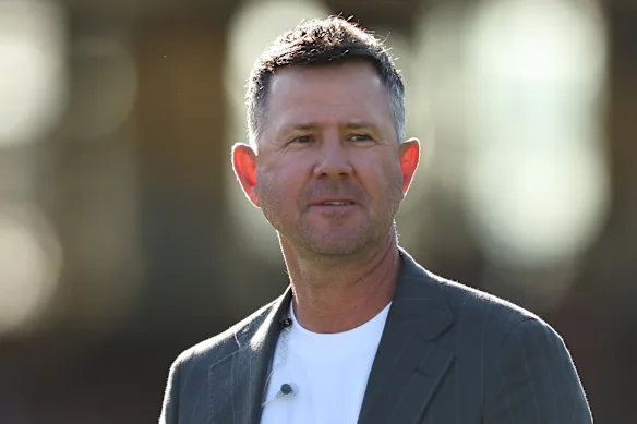Sept commentateur et ancien capitaine australien Ricky Ponting.