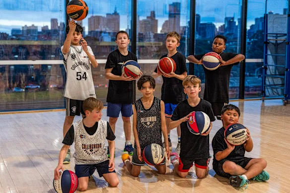 Les basketteurs juniors de Collingwood utilisent l'application de suivi des statistiques Superstat pour s'améliorer.
