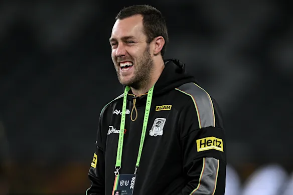Isaah Yeo, capitaine des Panthers blessé.