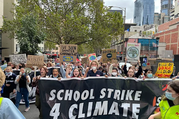 Des écoliers australiens manifestant pour l’action climatique en mars 2022. 