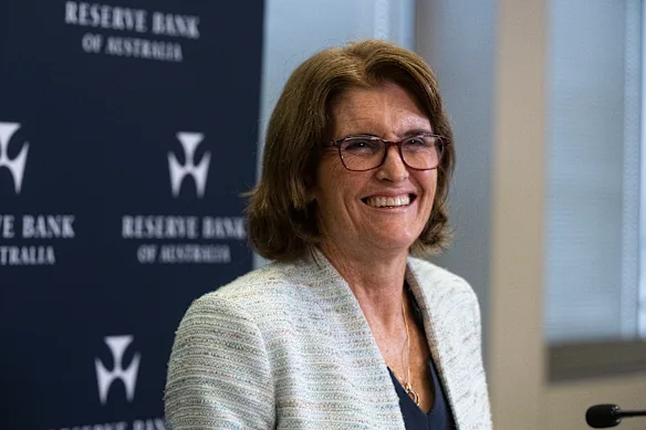 Michele Bullock était tout sourire lors de sa première conférence de presse en tant que gouverneur de la RBA en février 2024.