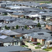 Prix ​​de l’immobilier australien : la Commonwealth Bank met en garde contre de nouvelles baisses pour Sydney et Melbourne en 2027