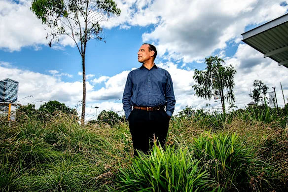 Le ministre du Changement climatique de Vanuatu, Ralph Regenvanu, a appelé l'Australie à arrêter les exportations de combustibles fossiles.