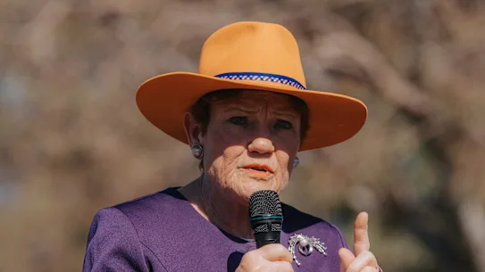 La dirigeante de One Nation, Pauline Hanson, a assisté à un déjeuner de collecte de fonds organisé au Singleton Golf Club.