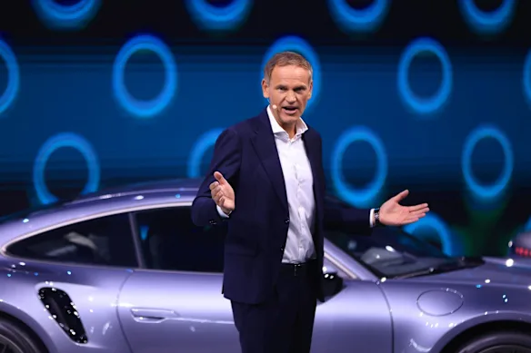 Le PDG Oliver Blume s'est vu confier le mandat le plus clair à ce jour : refondre le plus grand constructeur automobile européen.