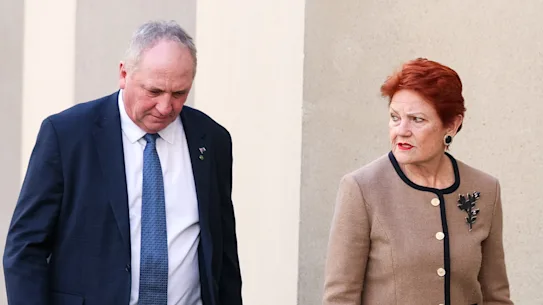 Barnaby Joyce et Pauline Hanson avancent un argument populiste sur le coût de la vie.