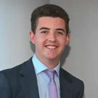 Son père a poursuivi le Melbourne Racing Club. Maintenant, il veut rejoindre le conseil d&rsquo;administration