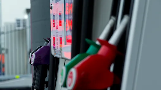 Les prix du carburant ont grimpé en flèche dans toute l’Australie en raison de la hausse du coût du pétrole brut.