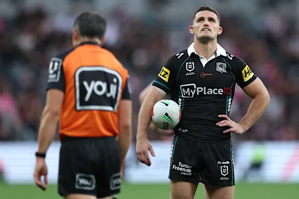 La star de Penrith, Nathan Cleary, souffre d'une blessure au pied. 