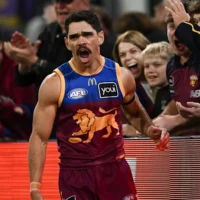 Brisbane Lions : Comment Charlie Cameron est passé d’espoir de la LNR à champion de l’AFL, alors que Logan Morris re-signe
