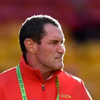 Kristian Woolf : Comment l&rsquo;entraîneur des Dolphins NRL a défié la « malédiction de Wayne Bennett » pour mener son équipe à la finale préliminaire