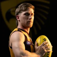 AFL 2026 : « Repayer la foi » : comment la star des Hawthorn Hawks, Dylan Moore, est passée de la prison à un modèle