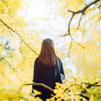 Philosophie japonaise du Ma : Pourquoi adopter « l&rsquo;entre-deux » est essentiel à la croissance personnelle
