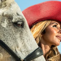 Everest : Pip Edwards mène la charge contre le bastion de la mode automobile de Melbourne en tant que juge du Spring Carnival