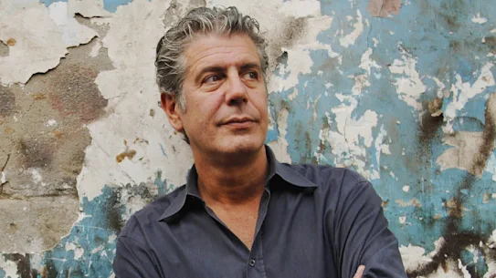 Anthony Bourdain dans Sans réserves. 
